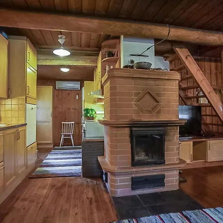 度假居 Tuomaantupa By Interhome *